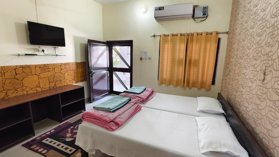 Bedroom 4, Iora Guesthouse, Bharatpur