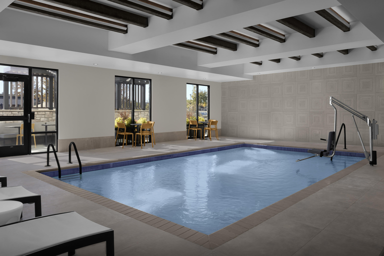 Sport & Beauty, Home2 Suites By Hilton Ramsey, Anoka