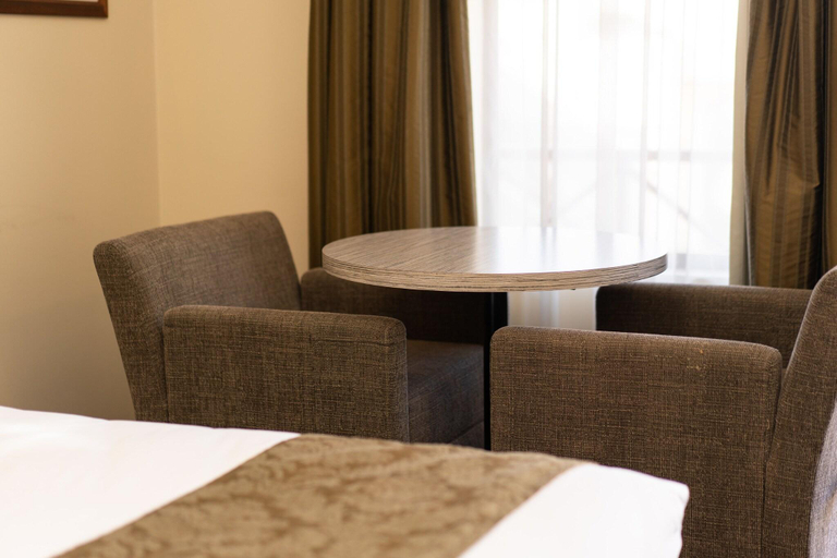 Others, Prince of Wales Motor Inn, Wagga Wagga - Pt A