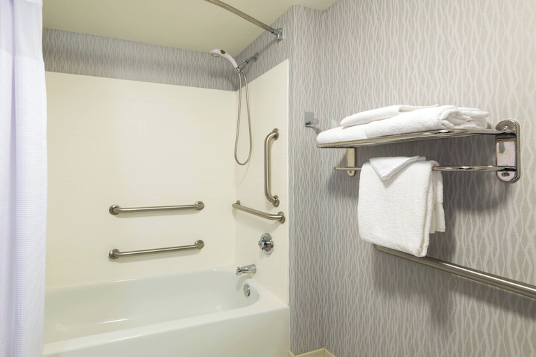 Bathroom 4, SpringHill Suites by Marriott Louisville Downtown, Jefferson