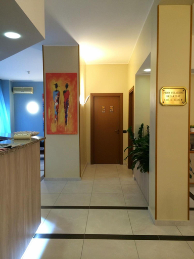 Public Area, Hotel Arcobaleno, Milano