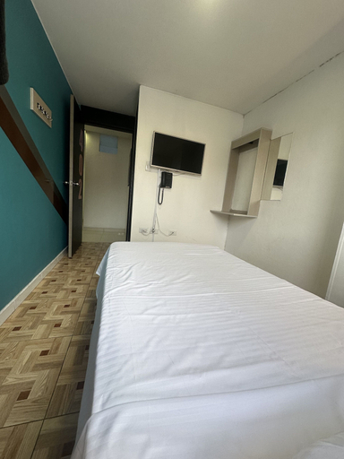 Bedroom 3, Hotel California Blue, Manizales
