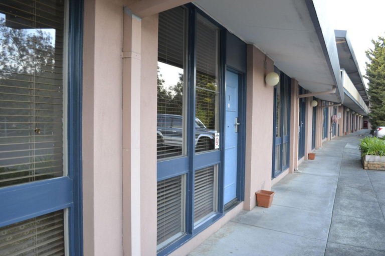 Exterior & Views 2, Dorset Gardens Hotel, Maroondah - Croydon