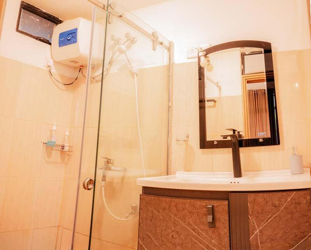 Bathroom 5, Hill Safari, Welimada