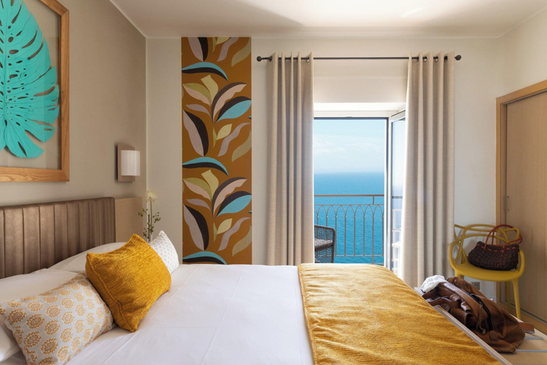 Bedroom, SantaTeresa Hotel, Corse-du-Sud