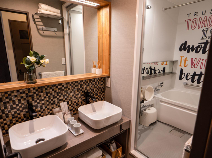 Bathroom 3, vacation rental SARAKU, Osaka