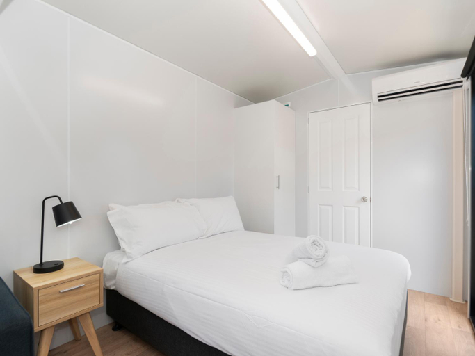 Bedroom 3, BIG4 Townsville Gateway Holiday Park, Oonoonba-Idalia-Cluden