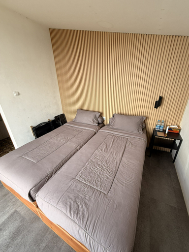Bedroom 2, Luma Senja Villa & Cabin for Remote Work, Meeting & Honeymoon, Bogor