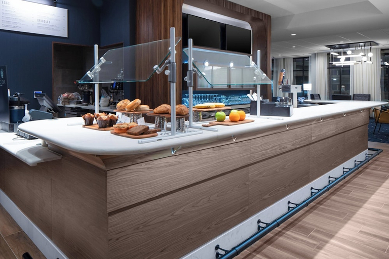 Food & Drinks 4, Courtyard by Marriott Jefferson City, Cole