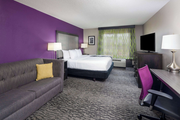 Bedroom 3, La Quinta Inn & Suites by Wyndham Kennesaw, Cobb