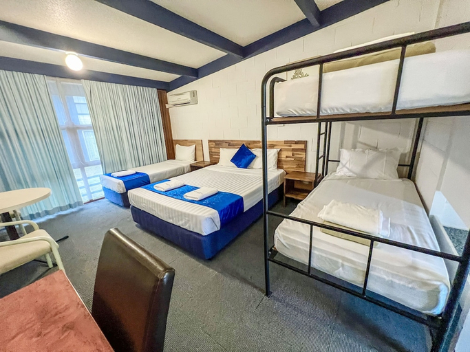 Bedroom 2, Snow Season Motor Inn, Cooma-Monaro