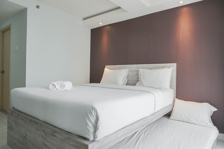 Others 2, Cozy And Nice Studio At Amethyst Apartment, Central Jakarta