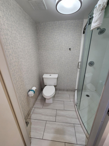 Bathroom 5, Holiday Inn Express LOMPOC by IHG, Santa Barbara
