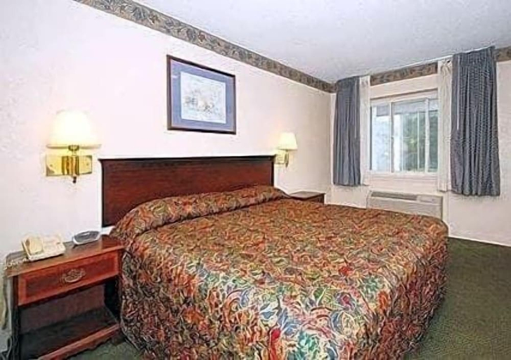 Bedroom, New Haven Inn, New Haven