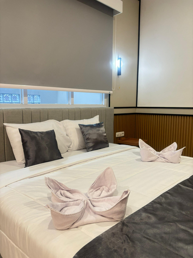 Others 3, Hotel Bliss, Kediri