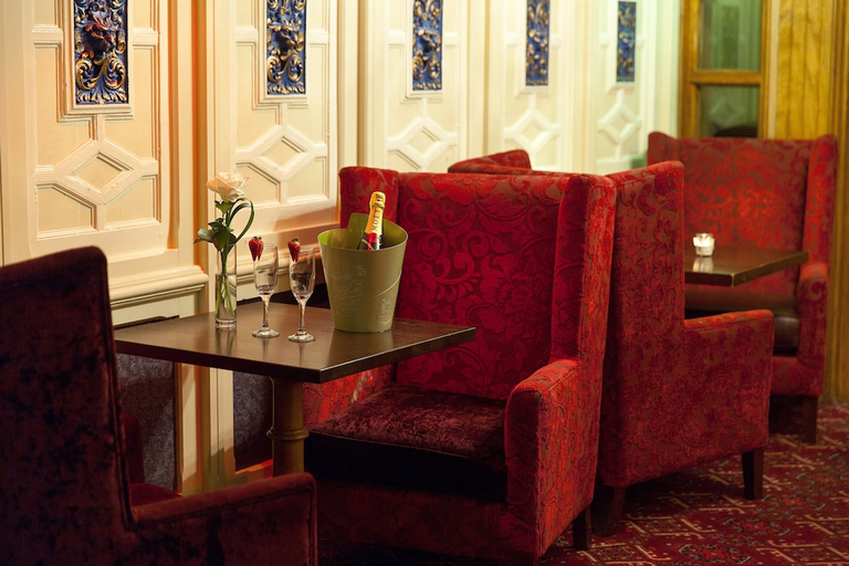 Public Area, Arlington Hotel O'Connell Bridge, Dublin