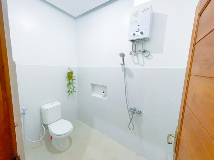 Bathroom 5, Callista Green house, Sleman