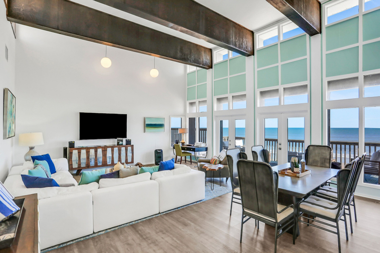 Living area 4, Gorgeous Beachfront Home With Inviting Deck & Patio, Hammock, Amazing Views, Saint Johns