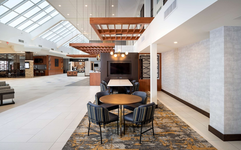 Public Area 5, DoubleTree by Hilton Madison East, Dane