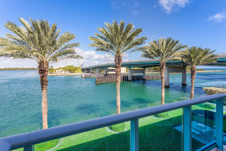 Sport & Beauty 3, Beach Haus Bal Harbour, Miami-Dade