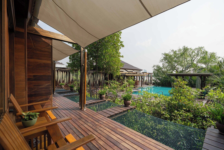 Pool 2, Baan Krai Nao The Riverfront, Phra Pradaeng