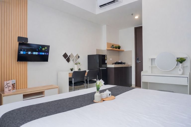 Bedroom 4, Nice Look Studio Apartment at Vasaka Solterra By Travelio, Jakarta Selatan