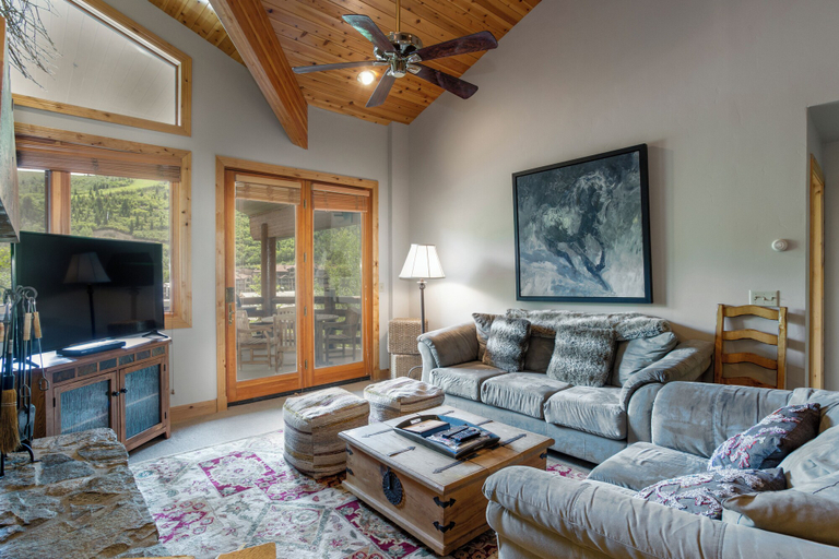 Living area 3, 503 - Four Bedroom with Spa Trail's End Lodge 4 Condo, Summit