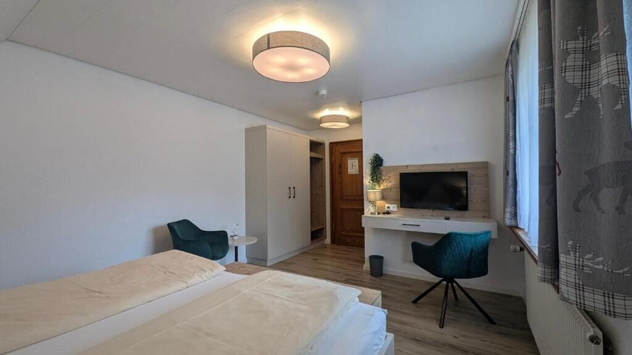 Bedroom 4, Hochschwarzwaldhof, Breisgau-Hochschwarzwald
