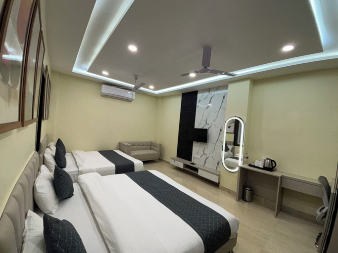 Room 3, Hotel Saffron Hive, Jodhpur