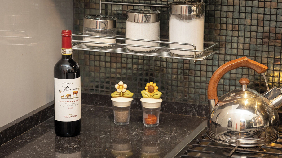 Food & Drinks 5, Rental in Rome Gregoriana Apartment, Roma