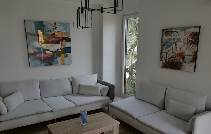 Living area 3, Stay By Ilvesta White Rock, Vlorës