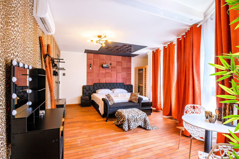Room 3, Cristalys Loveroom & Spa, Hérault