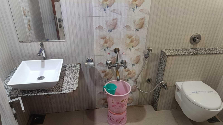 Bathroom 4, Hotel Cidade De Diu, Diu