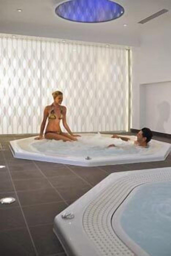 Sport & Beauty 2, Residence Resideal Premium Cannes, Alpes-Maritimes
