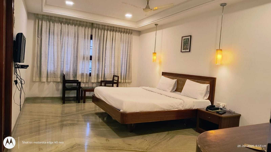 Bedroom 4, Hotel Raya's Annexe 1, Thanjavur