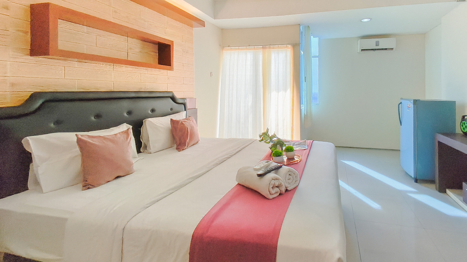 Bedroom 2, Comfy Studio for 2 Pax at High Point Serviced Apartment By Travelio, Surabaya