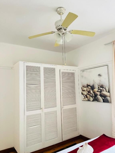 Room 4, Frere Hill Guesthouse, eThekwini