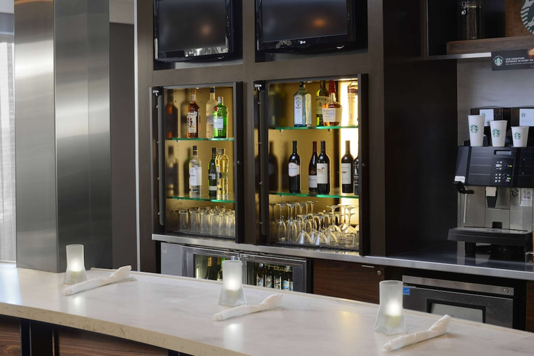 Food & Drinks 4, Sonesta Select Dallas Central Expressway, Dallas