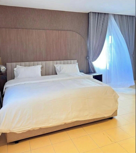 Room 3, Bridge Waters Hotel, AbujaMun