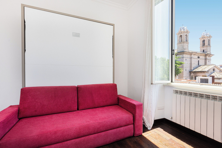 Living area 4, Rental in Rome Corso View Apartment, Roma