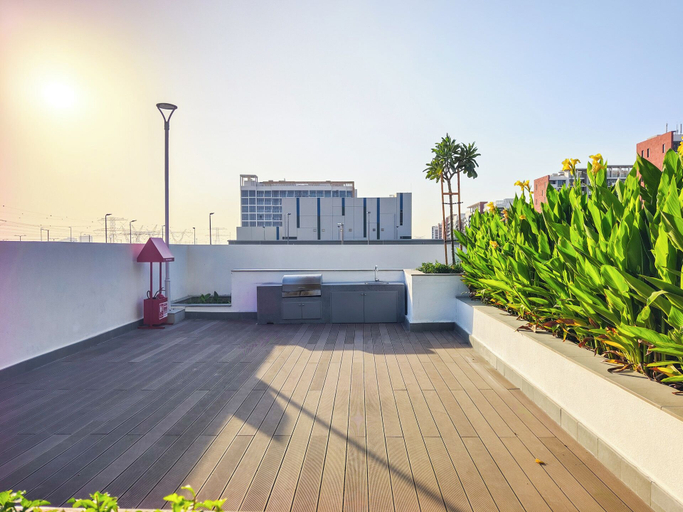 Terrace/patio 3, Tranquil Studio Getaway in Meydan City, Dubai