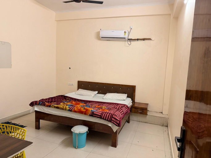 Room 3, Hotel The Baithak, Etawah