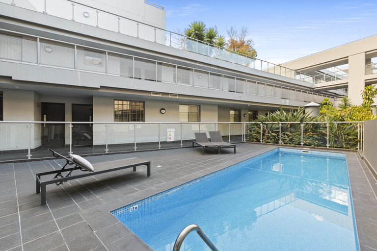 Swimming pool, Bright 1-Bed Apartment in Central Redfern, Sydney