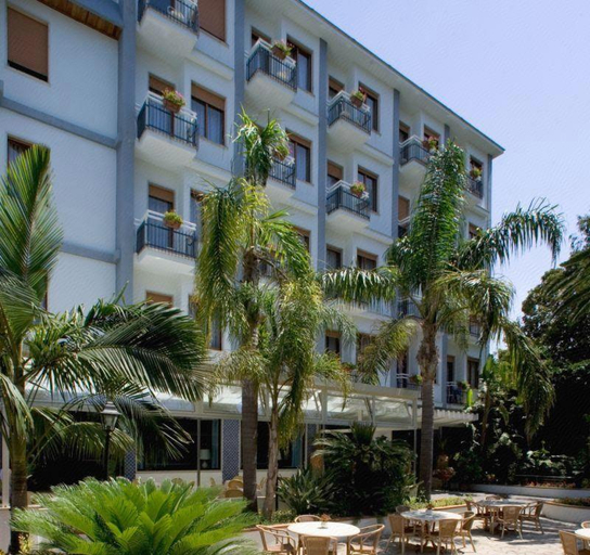 Exterior & Views 2, Hotel Caravel, Napoli