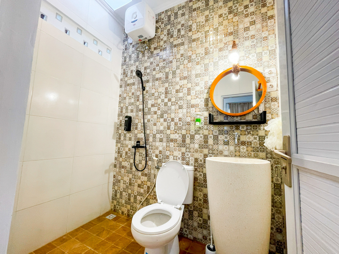 Bathroom 5, Whouse Tamanan, Bantul