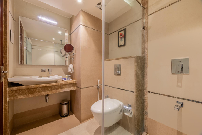 Bathroom 4, Comfort Inn Benares, Varanasi