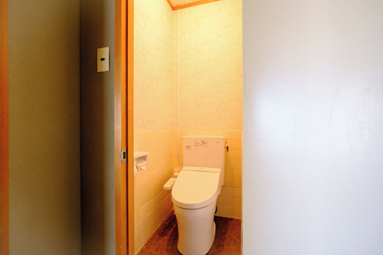 Room 4, Rokumeikan, Yurihama