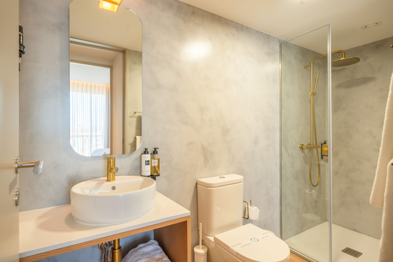 Bathroom 4, Feel Porto Firmeza Coworking Flat 3 3, Porto