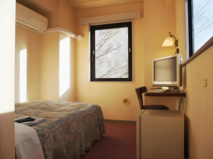Bedroom 2, Hotel Park Avenue, Sumida