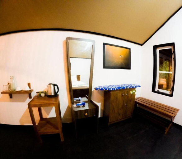 Interior, Safaria Lodge Wilpattu, Nochchiyagama